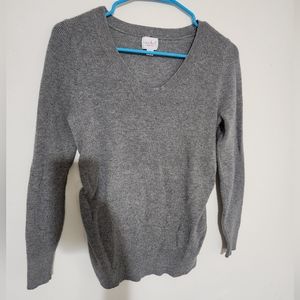 Maternity sweater